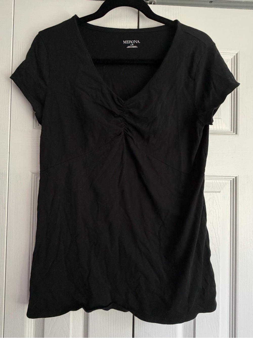 Merona Black Short Sleeve V-Neck Ruched Front Tee